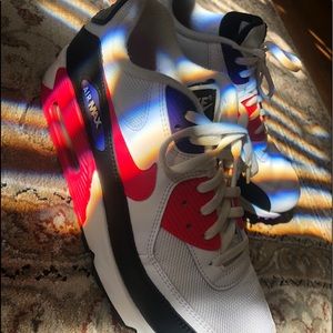 Meet your Posher, Addison